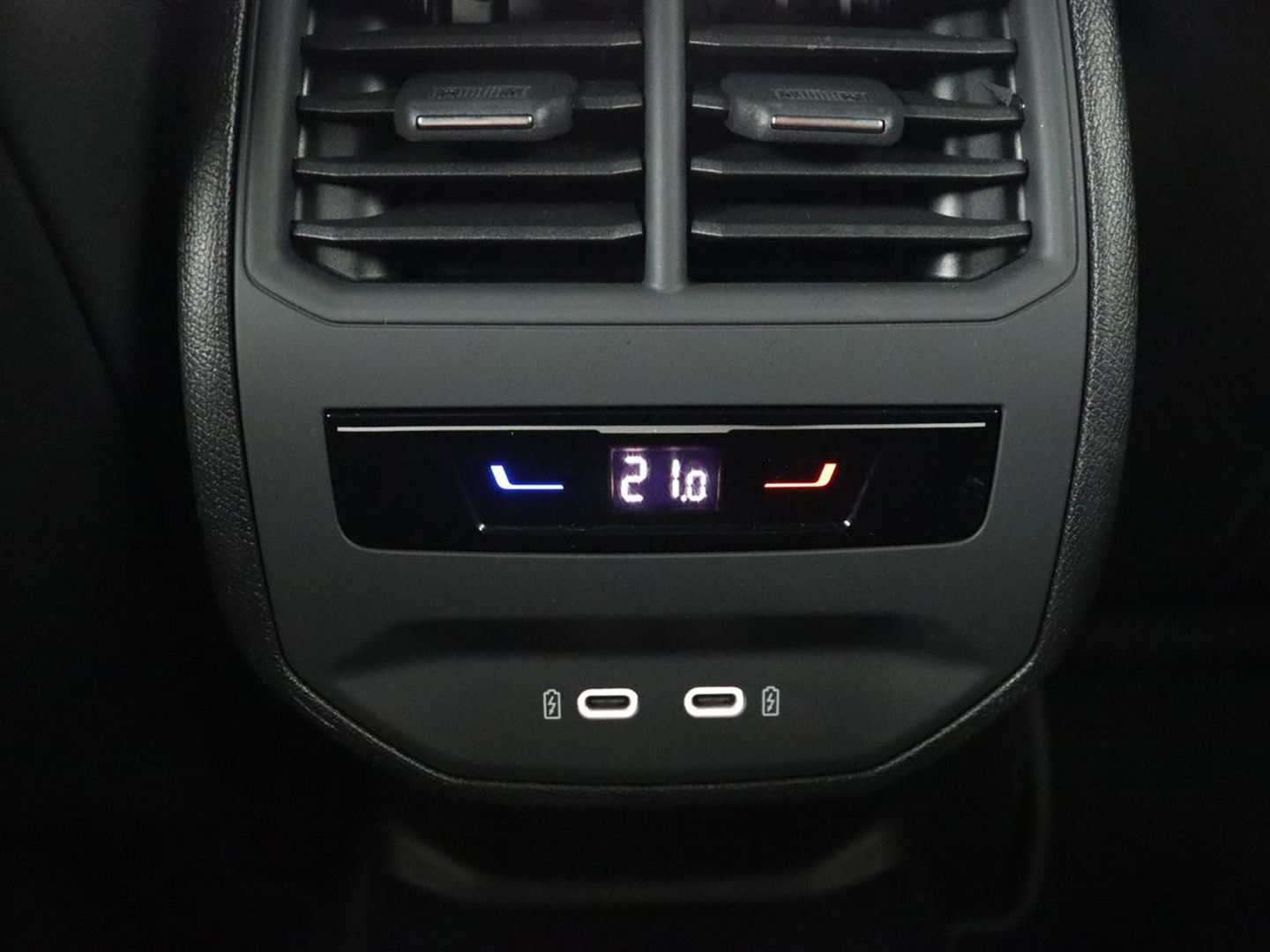 CUPRA Leon 1.4 e-Hybrid | Stoel & stuurverwarming | Adaptive cruise | Navigatie | Sfeerverlichting | Keyless | Parkeerhulp | Sportstoelen | Full LED | PHEV | Plug In