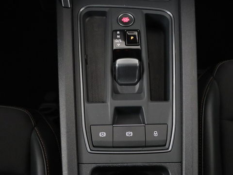 CUPRA Leon 1.4 e-Hybrid | Stoel & stuurverwarming | Adaptive cruise | Navigatie | Sfeerverlichting | Keyless | Parkeerhulp | Sportstoelen | Full LED | PHEV | Plug In