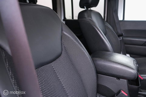 Jeep Wrangler Unlimited 3.6 | 5 persoons | Treeplanken | LED | Zeer mooi | Trekhaak |