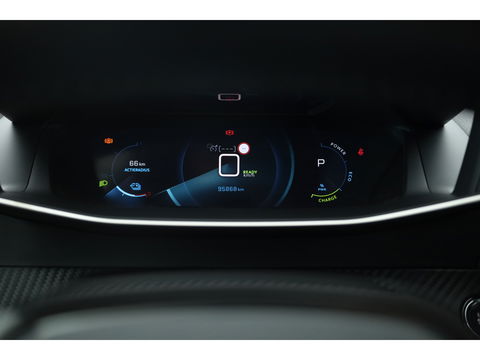 Peugeot e-2008 EV Allure 50 kWh | Navi | Adapt. Cruise | Stoelverw. | Camera | Keyless