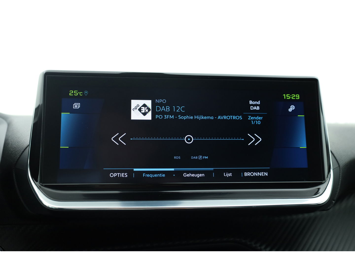 Peugeot e-2008 EV Allure 50 kWh | Navi | Adapt. Cruise | Stoelverw. | Camera | Keyless