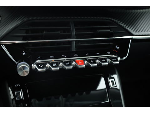 Peugeot e-2008 EV Allure 50 kWh | Navi | Adapt. Cruise | Stoelverw. | Camera | Keyless