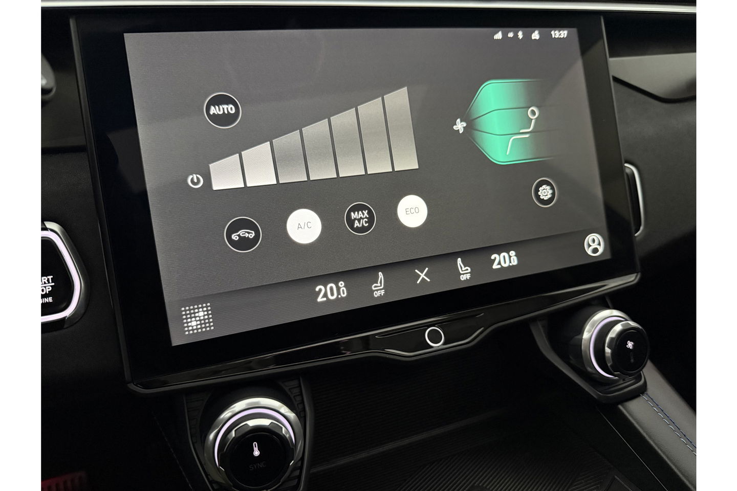 Lynk Co 01 1.5 262PK Pano LED Sfeer 360Camera Memory ACC Virtual Carplay Clima Navi PDC 20"LMV