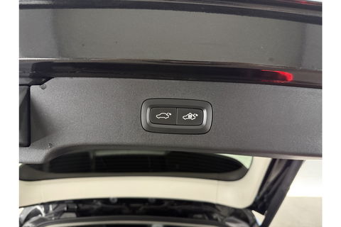 Lynk Co 01 1.5 262PK Pano LED Sfeer 360Camera Memory ACC Virtual Carplay Clima Navi PDC 20"LMV