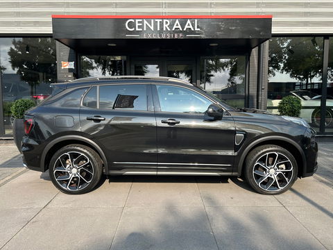 Lynk & Co 01 1.5 262PK|Pano|Infinity|BTW|360Camera|ACC|Carplay|Keyless|Stoelverwarming|NL-Auto