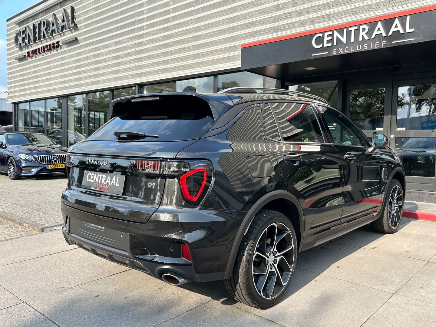 Lynk & Co 01 1.5 262PK|Pano|Infinity|BTW|360Camera|ACC|Carplay|Keyless|Stoelverwarming|NL-Auto