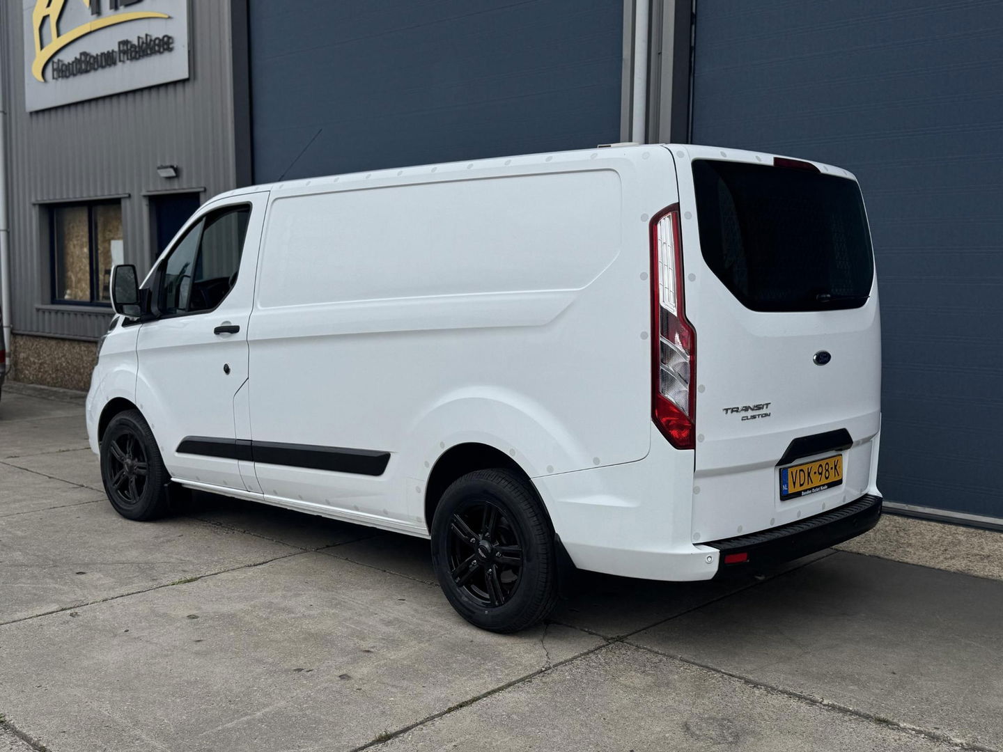 Ford Transit Custom 300 2.0 TDCI L1H1 Trend AIRCO / CRUISE CONTROLE / N.A.P / KLEP