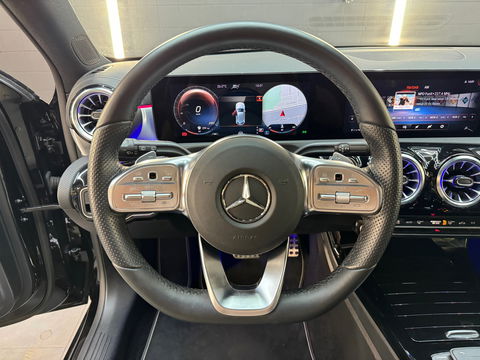 Mercedes-Benz A-Klasse 200 AMG Pano|Sfeer|Night|CarPlay|Camera