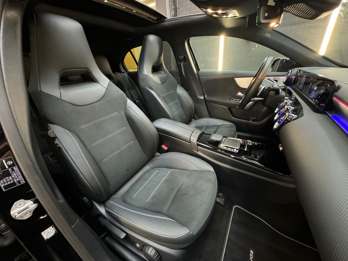 Mercedes-Benz A-Klasse 200 AMG Pano|Sfeer|Night|CarPlay|Camera