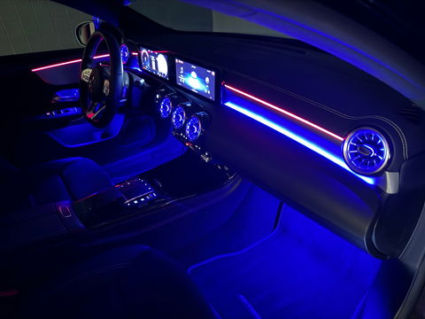 Mercedes-Benz A-Klasse 200 AMG Pano|Sfeer|Night|CarPlay|Camera
