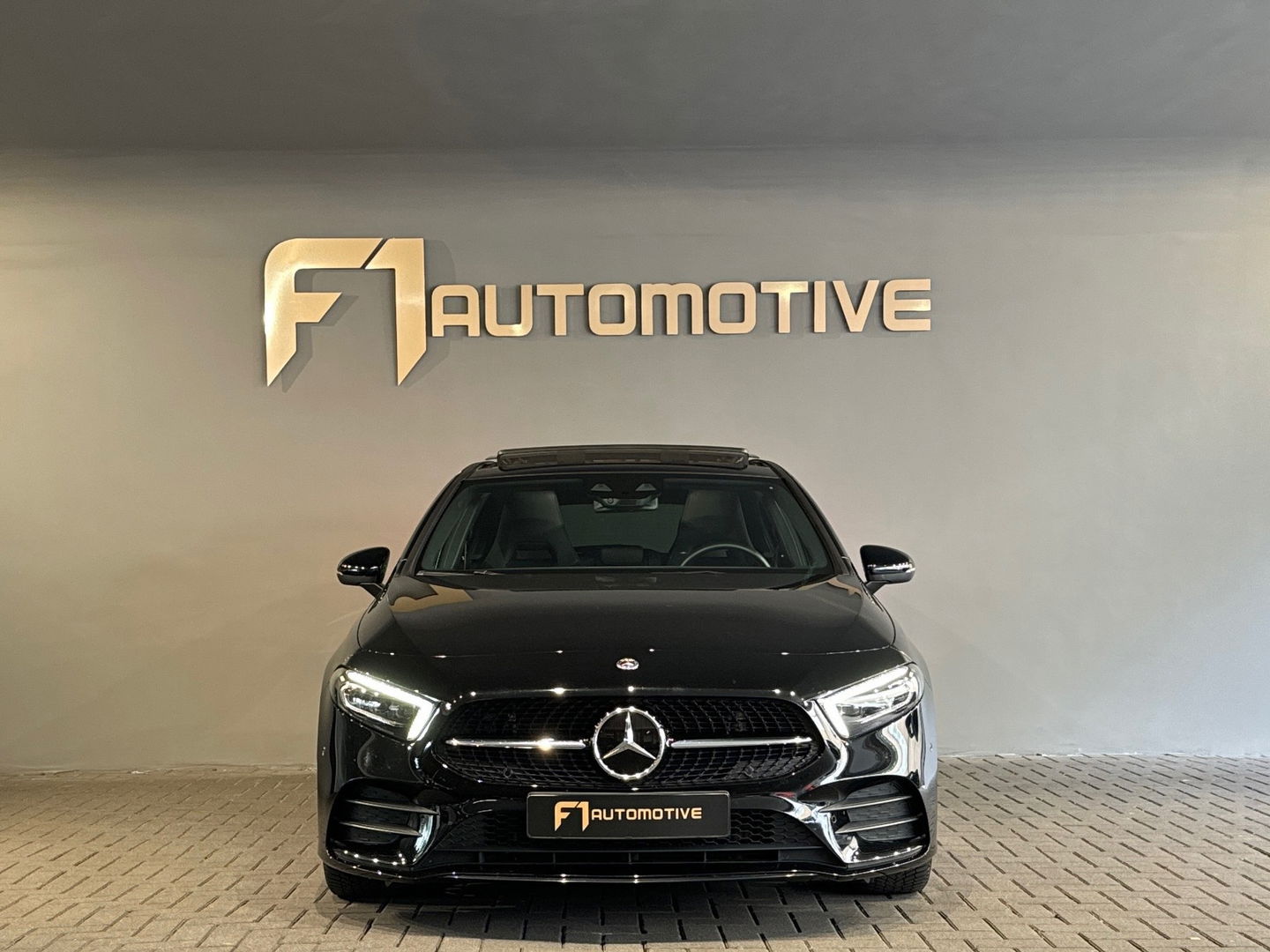 Mercedes-Benz A-Klasse 200 AMG Pano|Sfeer|Night|CarPlay|Camera