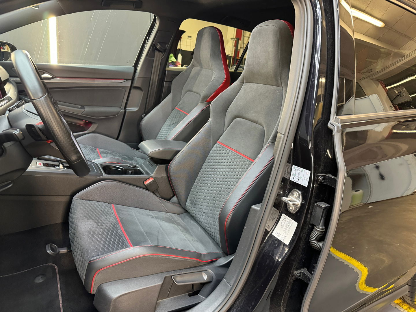 Volkswagen Golf 2.0 TSI GTI Clubsport Pano|HuD|IQ|Key|Special