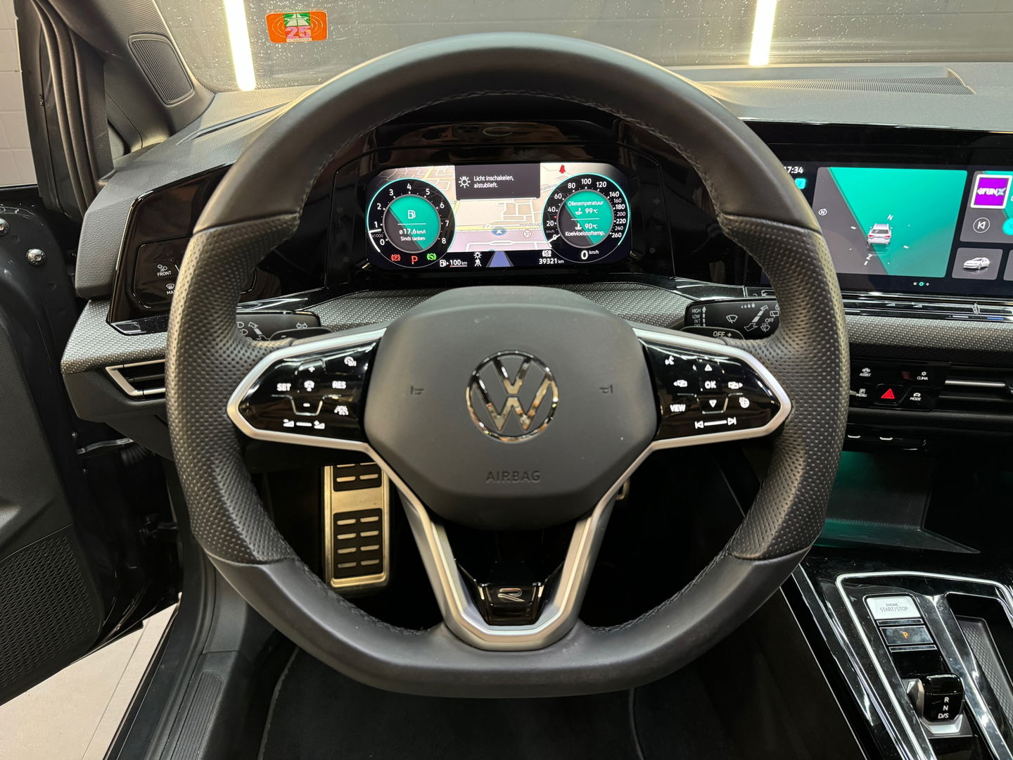 Volkswagen GOLF Variant 1.5 eTSI R-Line Pano|IQ|Trekhaak|Cam