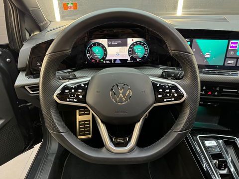 Volkswagen GOLF Variant 1.5 eTSI R-Line Pano|IQ|Trekhaak|Cam