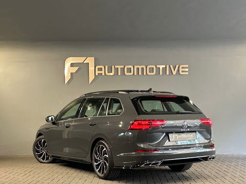 Volkswagen GOLF Variant 1.5 eTSI R-Line Pano|IQ|Trekhaak|Cam