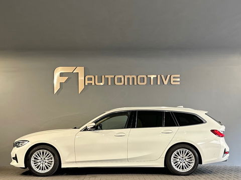 BMW 3 Serie Touring 330i xDrive Business Edition Plus Trekhaak