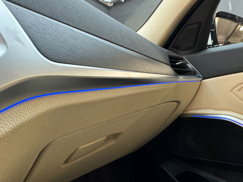 BMW 3 Serie Touring 330i xDrive Business Edition Plus Trekhaak