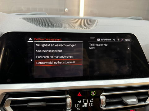 BMW 3 Serie Touring 330i xDrive Business Edition Plus Trekhaak