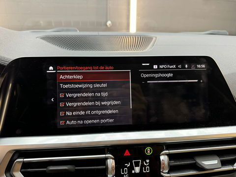 BMW 3 Serie Touring 330i xDrive Business Edition Plus Trekhaak