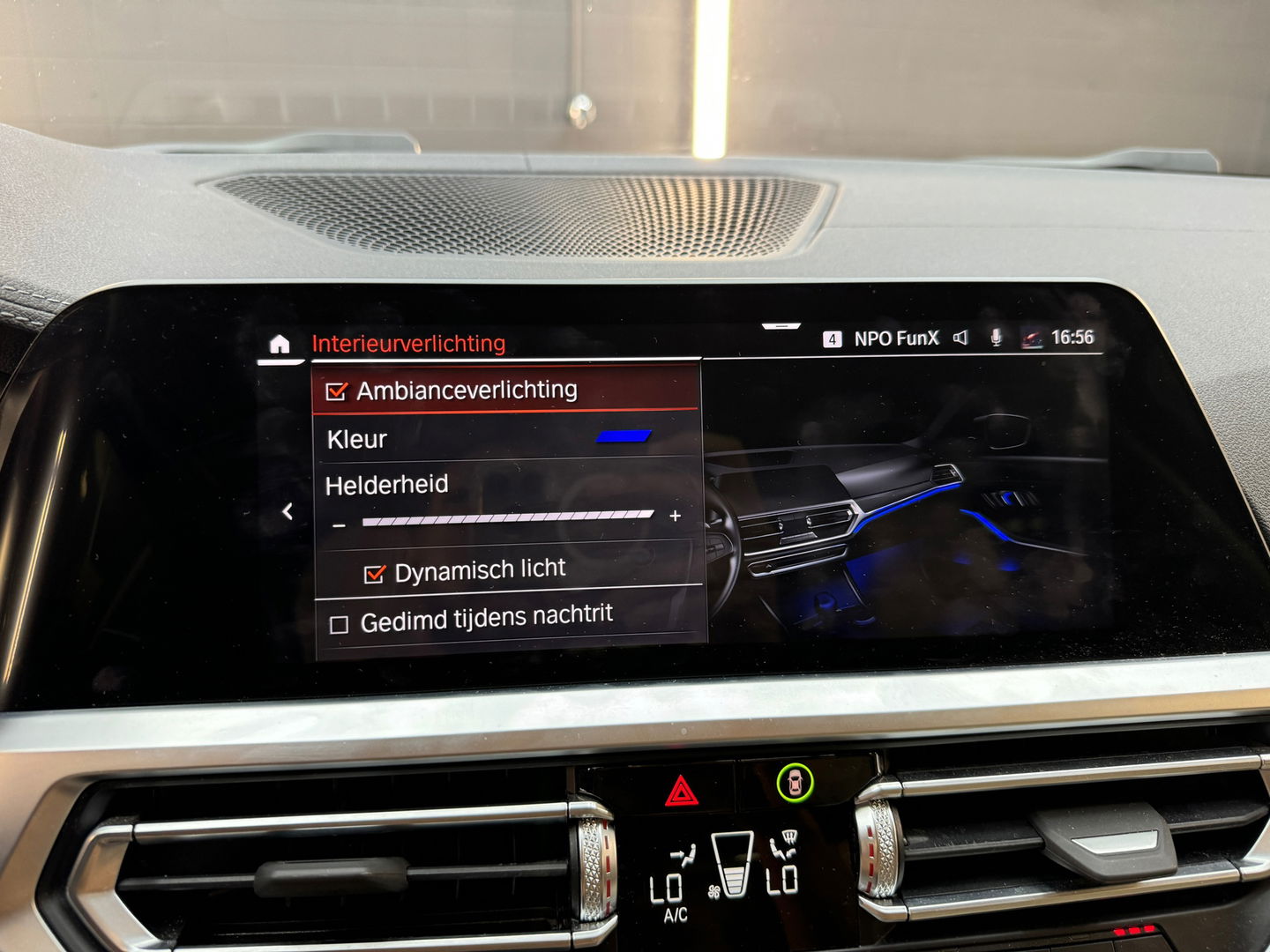 BMW 3 Serie Touring 330i xDrive Business Edition Plus Trekhaak