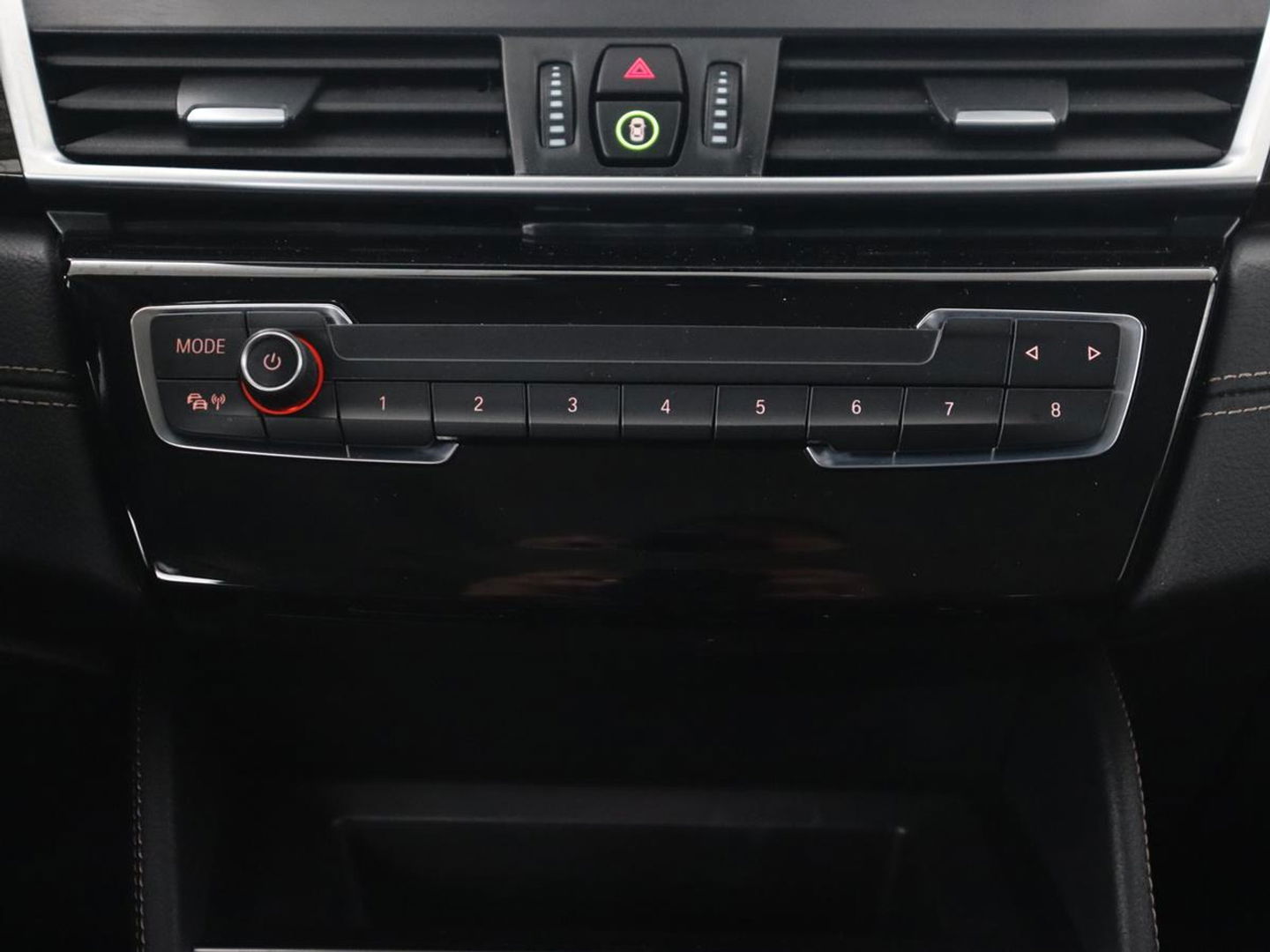 BMW 2 Serie Active Tourer 225xe iPerformance Luxury Line | Panoramadak | Leder  | Head-Up | Camera | Keyless | Navigatie | Park Assist | Adaptief LED