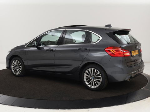 BMW 2 Serie Active Tourer 225xe iPerformance Luxury Line | Panoramadak | Leder  | Head-Up | Camera | Keyless | Navigatie | Park Assist | Adaptief LED