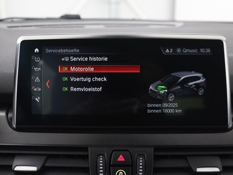 BMW 2 Serie Active Tourer 225xe iPerformance Luxury Line | Panoramadak | Leder  | Head-Up | Camera | Keyless | Navigatie | Park Assist | Adaptief LED