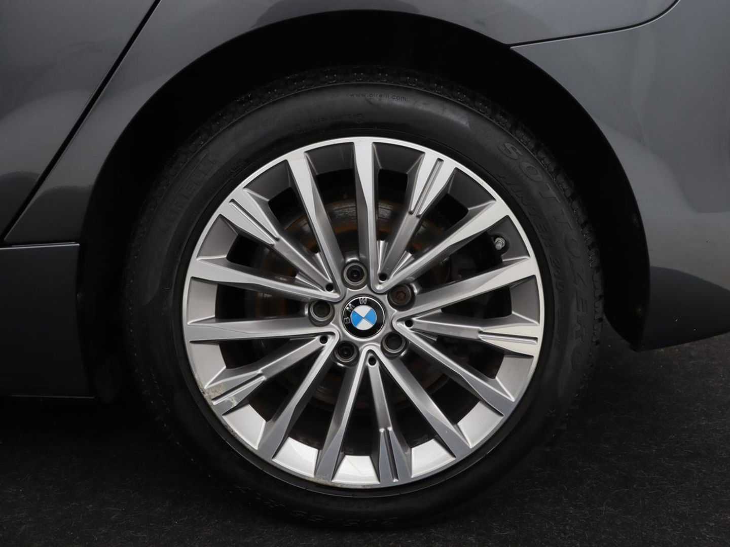 BMW 2 Serie Active Tourer 225xe iPerformance Luxury Line | Panoramadak | Leder  | Head-Up | Camera | Keyless | Navigatie | Park Assist | Adaptief LED