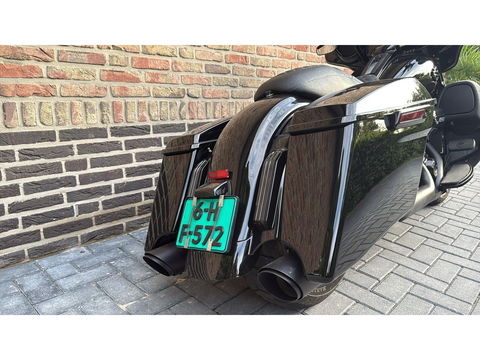 Harley Davidson Street Glide full Black Out  CVO Streetglide