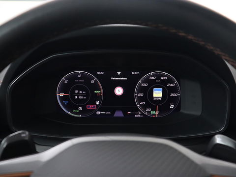CUPRA Formentor 1.4 e-Hybrid VZ | 245pk | 360 Camera | Stoel & stuurverwarming | Adaptive cruise | Carplay | Sfeerverlichting | Navigatie | Park Assist | Keyless | PHEV | Plug In