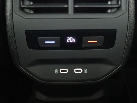 CUPRA Formentor 1.4 e-Hybrid VZ | 245pk | 360 Camera | Stoel & stuurverwarming | Adaptive cruise | Carplay | Sfeerverlichting | Navigatie | Park Assist | Keyless | PHEV | Plug In