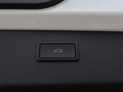 CUPRA Formentor 1.4 e-Hybrid VZ | 245pk | 360 Camera | Stoel & stuurverwarming | Adaptive cruise | Carplay | Sfeerverlichting | Navigatie | Park Assist | Keyless | PHEV | Plug In