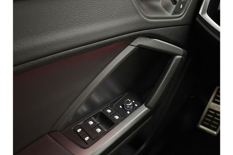 Audi Q3 35 TFSI 150PK S-line LED Trekhaak Virtual Carplay Clima Cruise Navi PDC 19''LMV