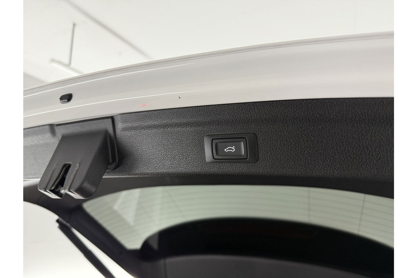 Audi Q3 35 TFSI 150PK S-line LED Trekhaak Virtual Carplay Clima Cruise Navi PDC 19''LMV