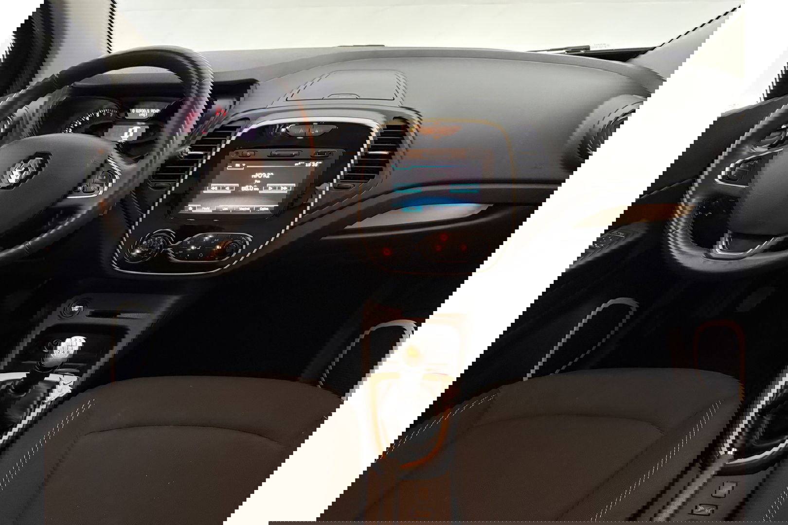Renault Captur 0.9 TCe Limited LED Clima Cruise Parkeersensoren 16"LMV