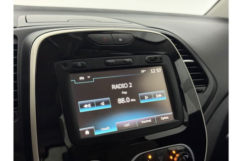 Renault Captur 0.9 TCe Limited LED Clima Cruise Parkeersensoren 16"LMV