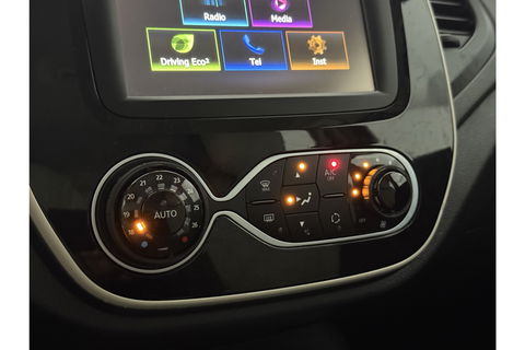 Renault Captur 0.9 TCe Limited LED Clima Cruise Parkeersensoren 16"LMV