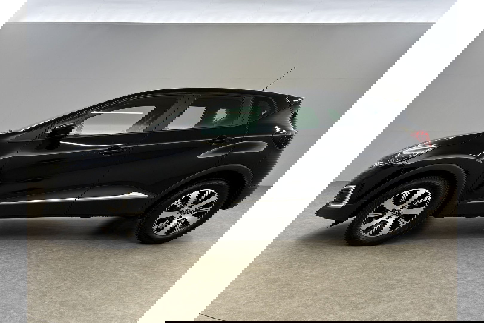 Renault Captur 0.9 TCe Limited LED Clima Cruise Parkeersensoren 16"LMV