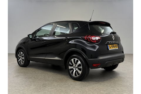 Renault Captur 0.9 TCe Limited LED Clima Cruise Parkeersensoren 16"LMV
