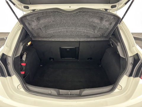 Alfa Romeo Giulietta 2.0 JTDm Exclusive *PANO | 1/2LEATHER | XENON | BOSE-SOUND | NAVI-FULLMAP | SPORT-SEATS | ECC | PDC | CRUISE | 18''ALU*