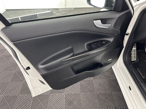 Alfa Romeo Giulietta 2.0 JTDm Exclusive *PANO | 1/2LEATHER | XENON | BOSE-SOUND | NAVI-FULLMAP | SPORT-SEATS | ECC | PDC | CRUISE | 18''ALU*
