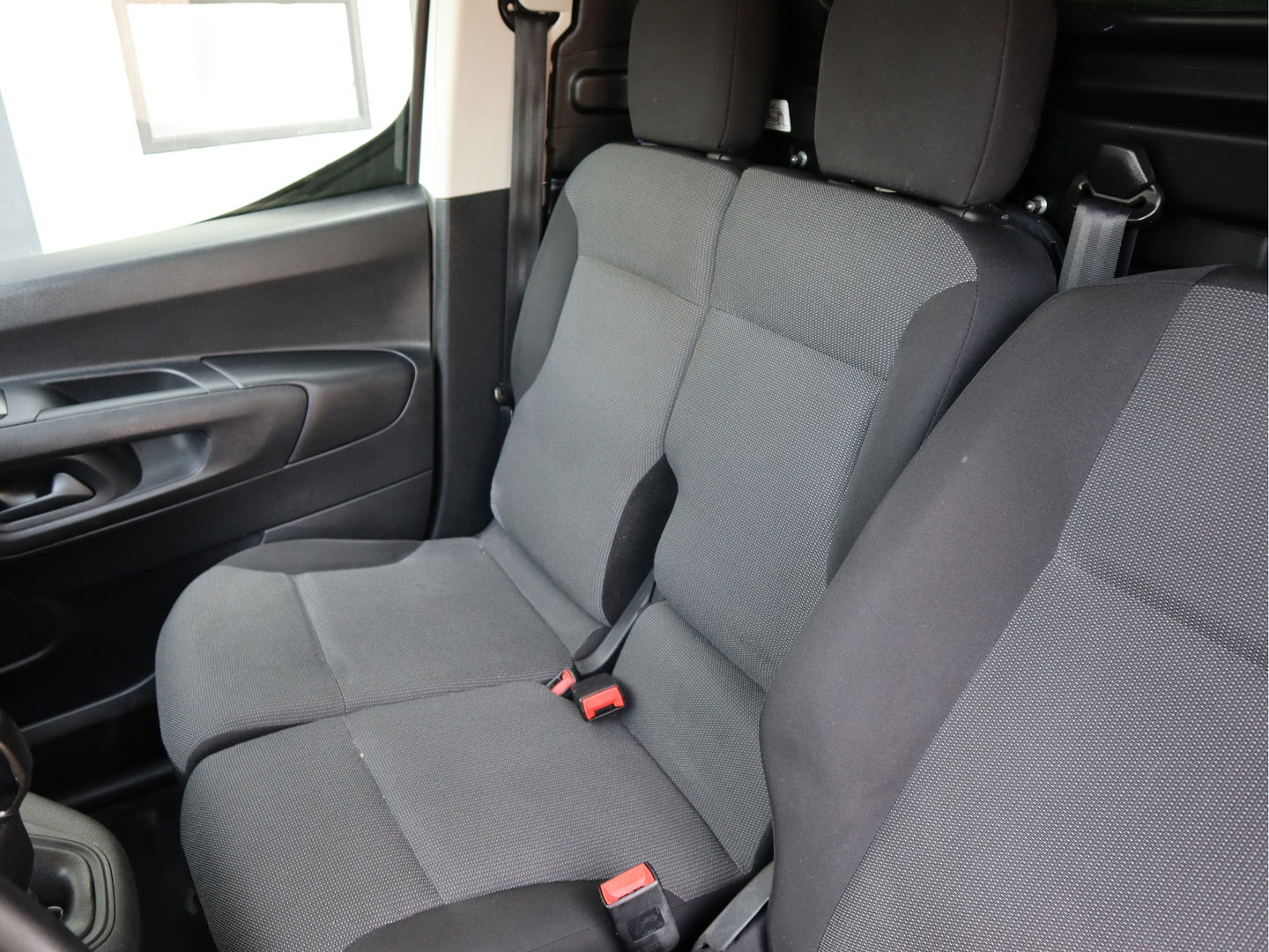 Toyota PROACE CITY 1.5 D 102pk Euro 6 - 3 Zits Bankje - Aico