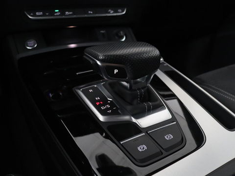 Audi Q5 Sportback 50 TFSI e S edition | Stoelverwarming | Adaptive cruise | Carplay | Matrix LED | Half leder | Sportstoelen | Virtual Cockpit | PHEV