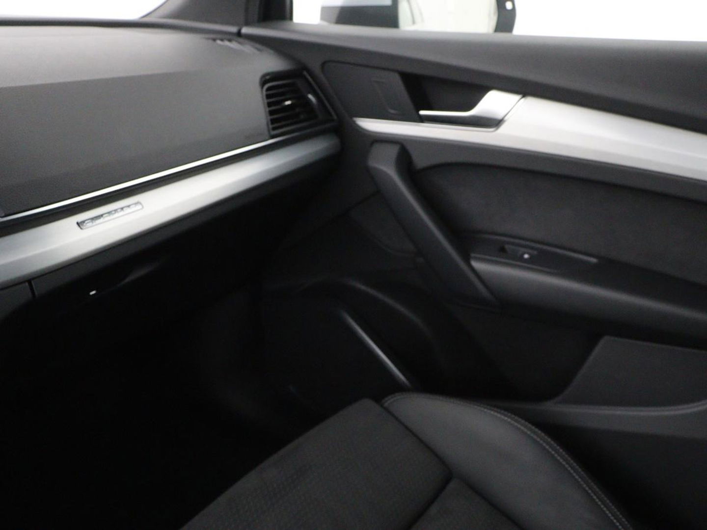 Audi Q5 Sportback 50 TFSI e S edition | Stoelverwarming | Adaptive cruise | Carplay | Matrix LED | Half leder | Sportstoelen | Virtual Cockpit | PHEV