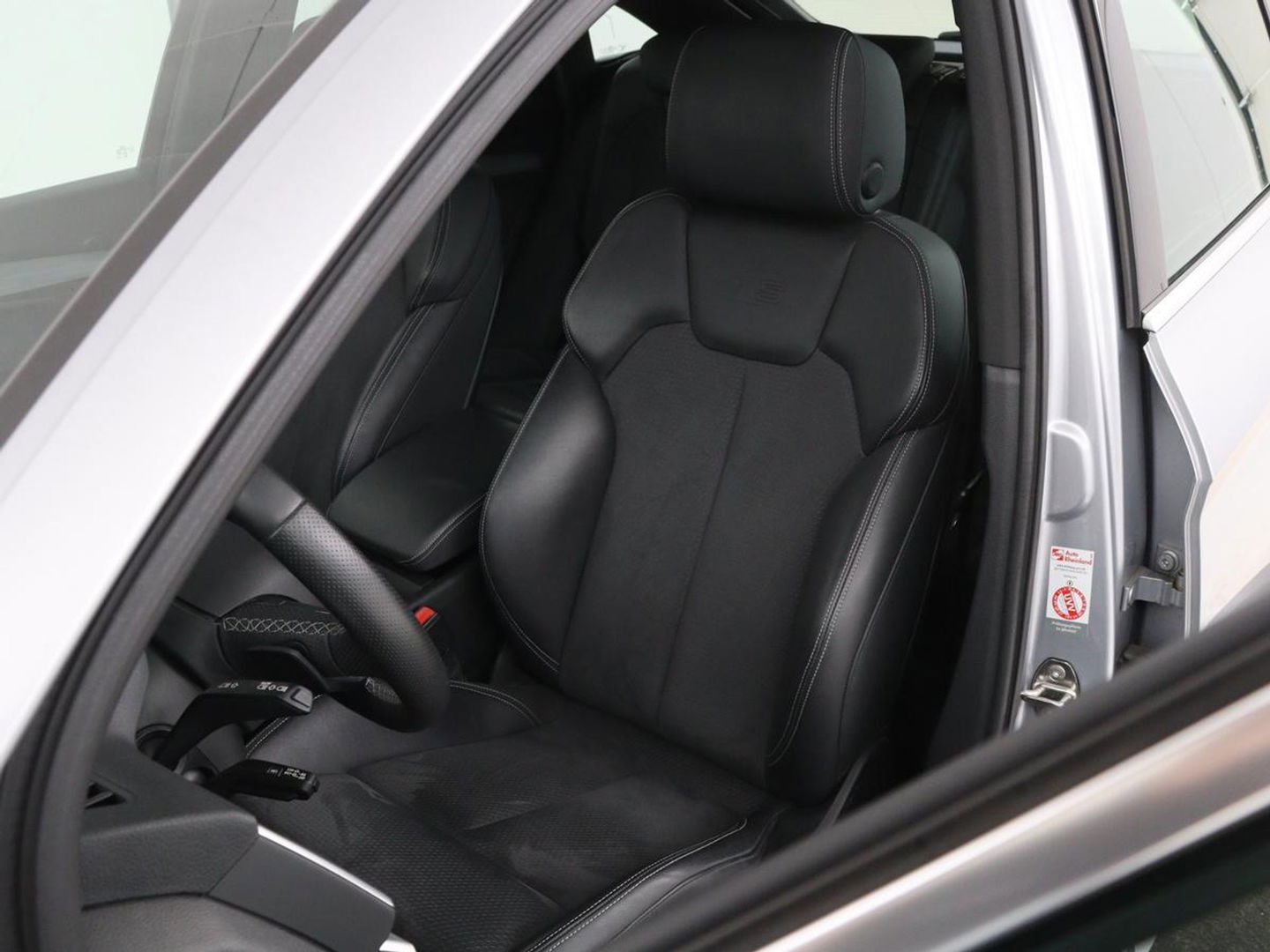 Audi Q5 Sportback 50 TFSI e S edition | Stoelverwarming | Adaptive cruise | Carplay | Matrix LED | Half leder | Sportstoelen | Virtual Cockpit | PHEV