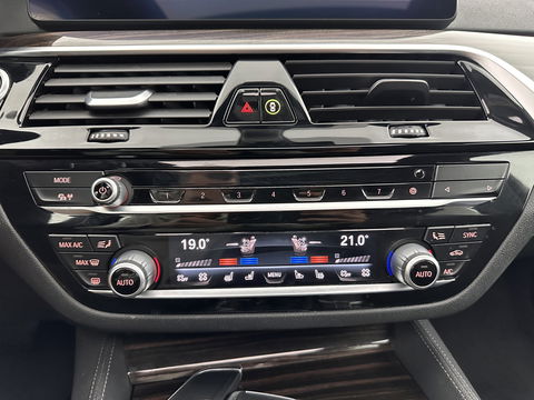 BMW 5 Serie 540i xDrive High Executive Edition Aut. *PANO | LUXURY-LEATHER | LASER-LIGHT | BOWERS&WILKINS | MEMORY-PACK | HEATED-COMFORTSEATS | DIGI-COCKPIT | NAVI-FULLMAP | ECC | PDC | CRUISE | 18''ALU*