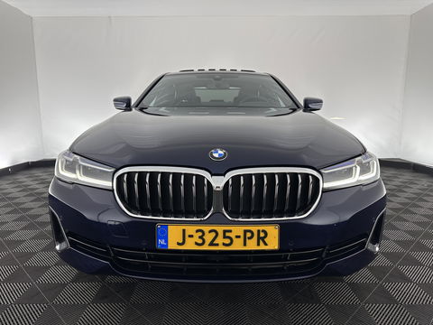 BMW 5 Serie 540i xDrive High Executive Edition Aut. *PANO | LUXURY-LEATHER | LASER-LIGHT | BOWERS&WILKINS | MEMORY-PACK | HEATED-COMFORTSEATS | DIGI-COCKPIT | NAVI-FULLMAP | ECC | PDC | CRUISE | 18''ALU*