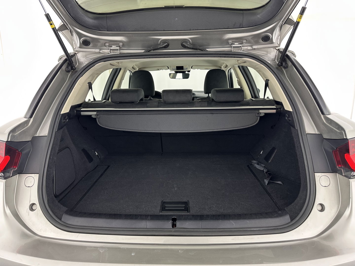 Lexus CT 200h Edition 30 Aut. *FULL-LED | NAVI-FULLMAP | COMFORT-SEATS | CAMERA | KEYLESS | ECC | PDC | CRUISE | 16''ALU | TOWBAR*