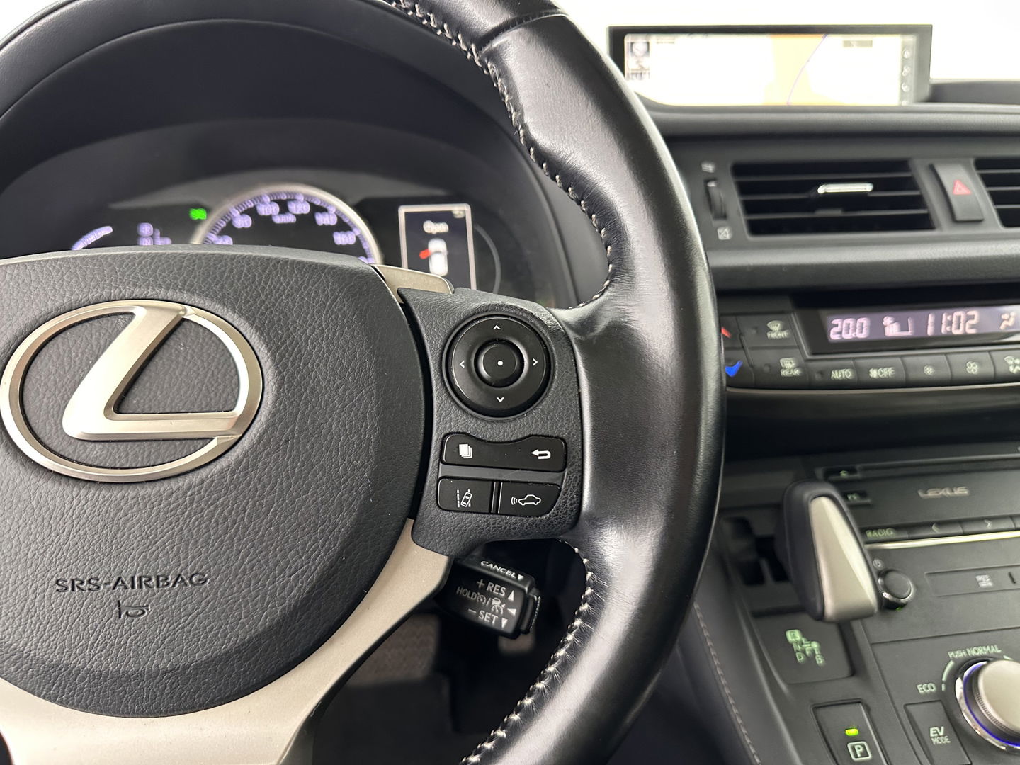 Lexus CT 200h Edition 30 Aut. *FULL-LED | NAVI-FULLMAP | COMFORT-SEATS | CAMERA | KEYLESS | ECC | PDC | CRUISE | 16''ALU | TOWBAR*