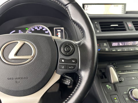 Lexus CT 200h Edition 30 Aut. *FULL-LED | NAVI-FULLMAP | COMFORT-SEATS | CAMERA | KEYLESS | ECC | PDC | CRUISE | 16''ALU | TOWBAR*